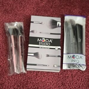 Moda Studio Makeup Brush Set